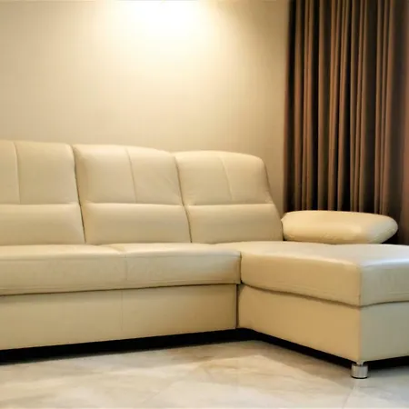 La Val, Apartment