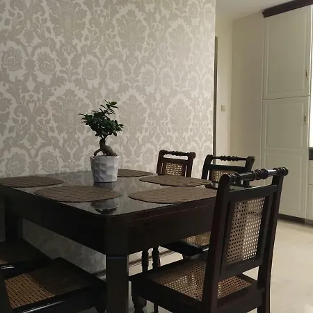 La Val, Apartment *