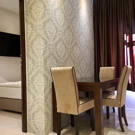 Apartment La Val,